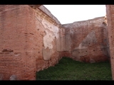 01467 ostia - regio ii - insula vi - casa dell'ercole bambino (ii,vi,3-4) - via della fontana - 3. raum von norden an der ostseite der casa - bli ri westen - 01-2024.jpg